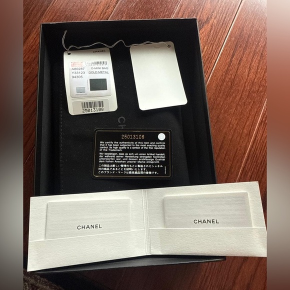 CHANEL Chevron Boy Wallet on Chain crossbody gold hardware & chain - Picture 15 of 15